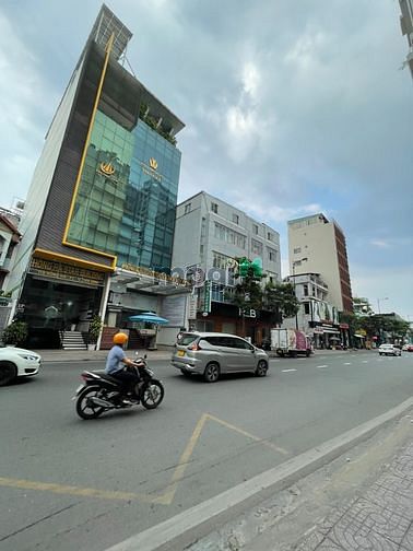 Hình ảnh Cho thuê góc 2 mặt tiền đường Nguyễn Phi Khanh, Quận 1