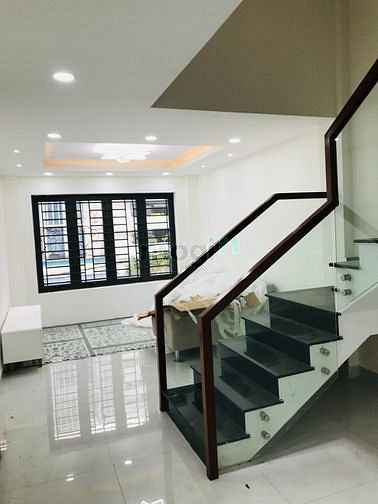 Hình ảnh Bán nhà HXH Bành Văn Trân, 3 lầu - 5.9 tỷ