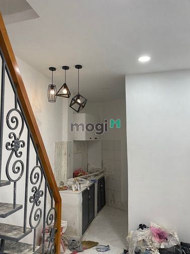 Hình ảnh Bán nhà hẻm thông quận Tân Bình giá chỉ hơn 2 tỷ