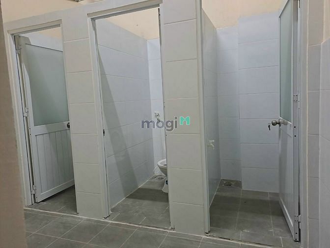 Hình ảnh Cho Thuê Xưởng Container 2000m Bà Điểm Hóc Môn