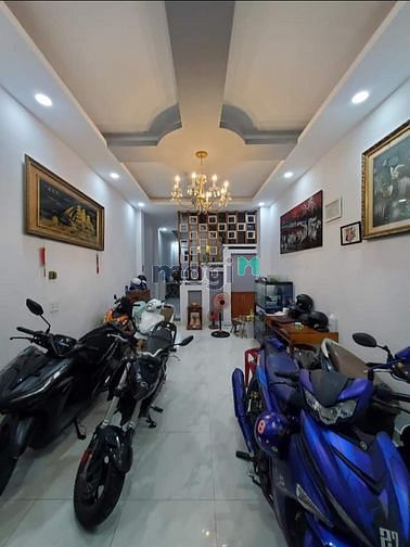 Hình ảnh Bán nhà gấp Hẻm Phổ Quang quận Tân Bình 2tỷ48 54m2 SHR