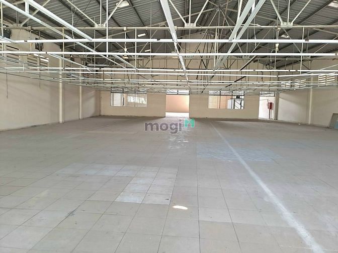 Hình ảnh Cho Thuê Xưởng Container 2000m Bà Điểm Hóc Môn