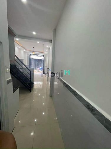 Hình ảnh Chỉ hơn 2 tỷ - nhà 33 m2 - 2 tầng mới đẹp - hẻm xe hơi 5m - Bình Hưng