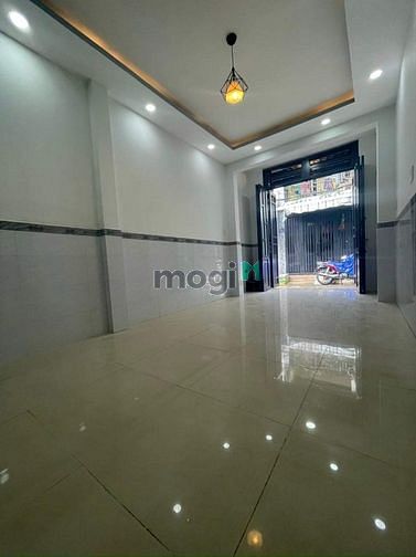 Hình ảnh Chỉ hơn 2 tỷ - nhà 33 m2 - 2 tầng mới đẹp - hẻm xe hơi 5m - Bình Hưng
