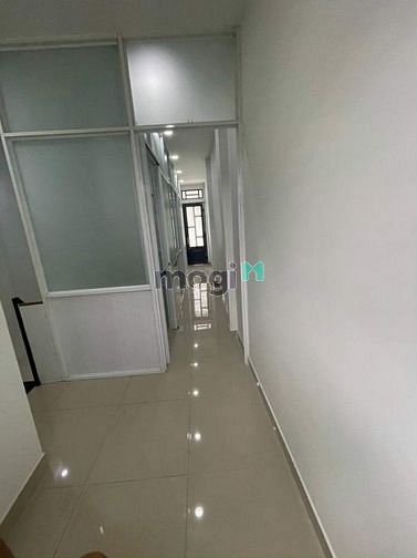 Hình ảnh Chỉ hơn 2 tỷ - nhà 33 m2 - 2 tầng mới đẹp - hẻm xe hơi 5m - Bình Hưng