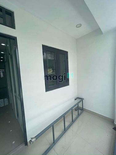 Hình ảnh Chỉ hơn 2 tỷ - nhà 33 m2 - 2 tầng mới đẹp - hẻm xe hơi 5m - Bình Hưng