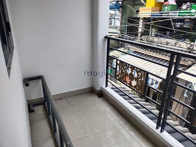 Hình ảnh Chỉ hơn 2 tỷ - nhà 33 m2 - 2 tầng mới đẹp - hẻm xe hơi 5m - Bình Hưng