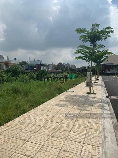 Hình ảnh Đất đẹp giá rẻ 70m2, Vườn Lài, An Phú Đông, Q12. Đường trải nhựa
