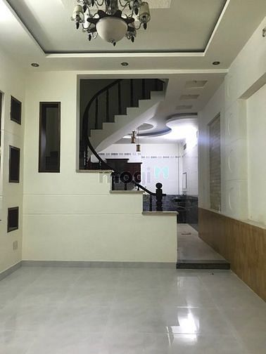 Hình ảnh Cho thuê nhà hẻm 6m full Nội Thất Phạm Văn Bạch P.15 Tân Bình .