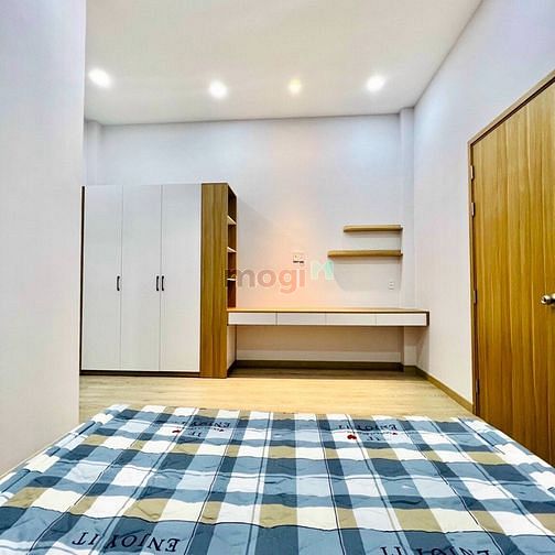 Hình ảnh Cho thuê nhà hẻm 6m full Nội Thất Phạm Văn Bạch P.15 Tân Bình .