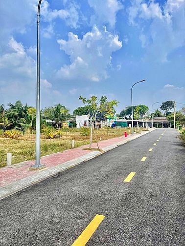Hình ảnh Đất sổ sẵn - cạnh KCN - Thuộc thị trấn - sai tặng ngay 1 lô đất