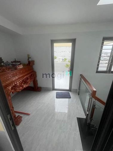 Hình ảnh Bán nhà gấp trả nợ hẻm Âu Cơ quận Tân Bình 2tỷ51 45m2 SHR