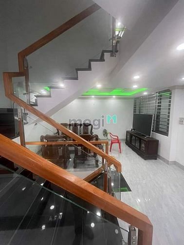 Hình ảnh Bán nhà gấp trả nợ hẻm Âu Cơ quận Tân Bình 2tỷ51 45m2 SHR