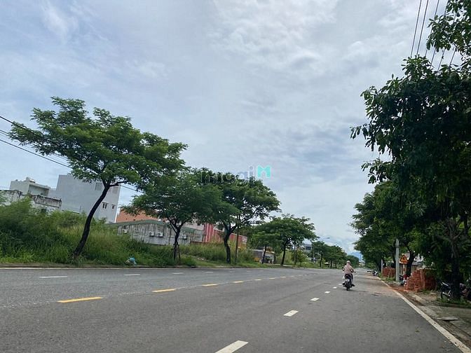 Hình ảnh Bán Lô đất biệt thự 336m2 đường Lê Văn Lương 15m, đầu tuyến Sơn Trà
