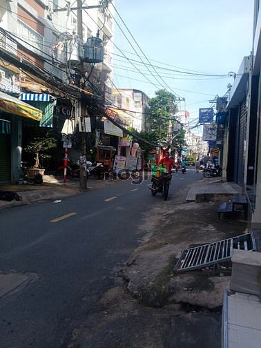 Hình ảnh Cho thuê nhà góc 2 mặt tiền Phan Văn Hân p17 q Bình Thạnh