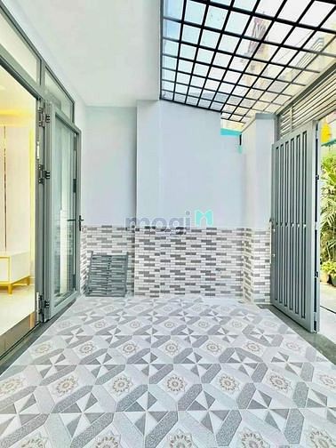 Hình ảnh Định cư cần bán nhà gấp Phạm Văn Hai quận Tân Bình 2tỷ57 56m2 SHR