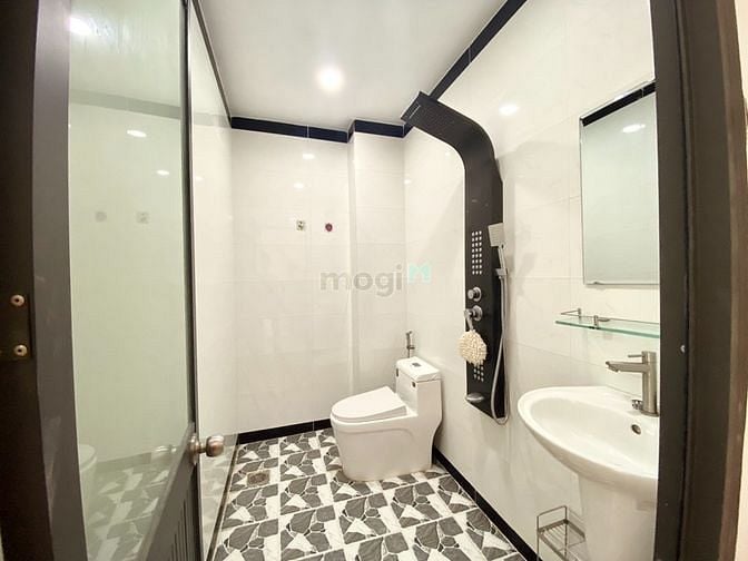Hình ảnh Phòng Full Nội Thất Cho Thuê Ngay Chợ Lê Văn Quới