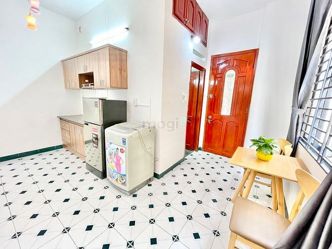 Hình ảnh ✨✨Mb6623 nạp rút nhanh chóng full NT 1PN cửa sổ balcony lớn ở bờ kè Hoàng Sa Q1