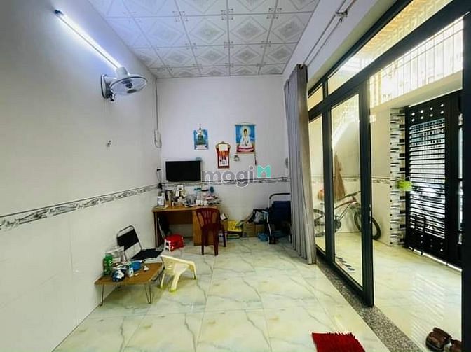 Hình ảnh Bán nhà gấp định cư Hồ Thành Biên quận 8 2tỷ32 60m2 SHR