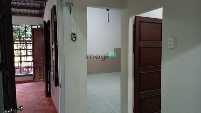 Hình ảnh Cho thuê nhà ngõ hẻm nguyên căn
