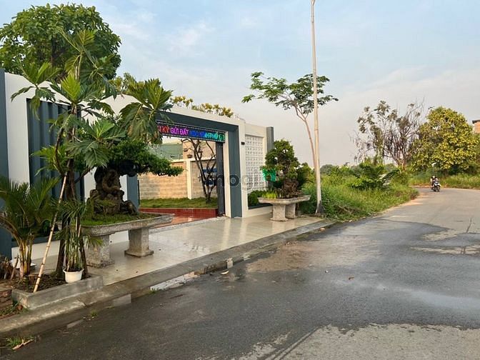 Hình ảnh Bán gấp 220m2, sát bên bệnh viện quốc tế, dân cư đông