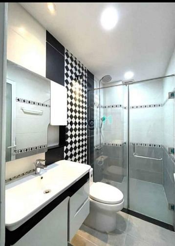 Hình ảnh Bán nhà Phạm Văn Hai Tân Bình giá 2,11tỷ 50m2 SHR