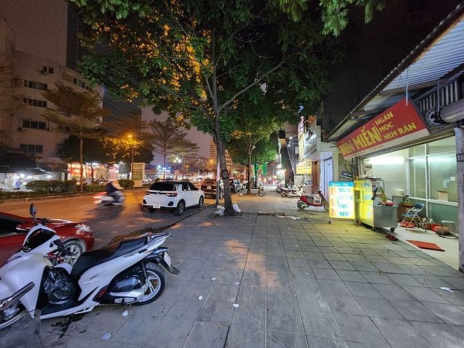 Hình ảnh Chính Chủ Gửi Bán Mảnh Đất Cầu Giấy Mặt Phố Trung Kính 354m2 155 Tỷ.