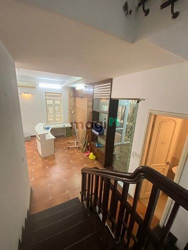 Hình ảnh Cho thuê biệt thự Trung Kính 190m2, 4 tầng, đủ đồ, 55 tr