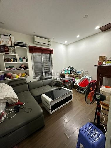 Hình ảnh Nhà ngõ Láng Hạ, dt 30m2x2 tầng. Giá 15tr/tháng.