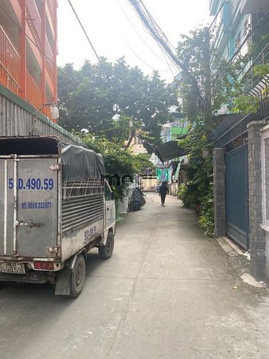 Hình ảnh Cho thuê nhà hxh 46/ 1 Trần Bình Trọng p5 q Bình Thạnh .