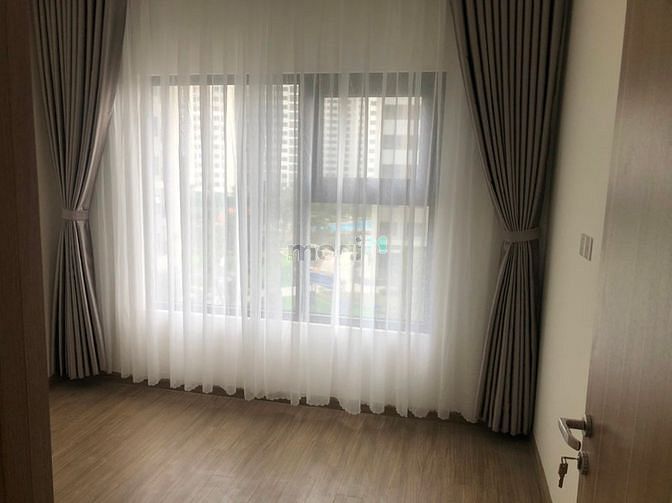 Hình ảnh Cho thuê 2PN+ có rèm Vinhomes Quận 9, chỉ 6 triệu