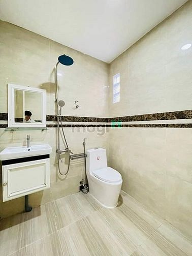 Hình ảnh VỊ TRÍ ĐẸP Bán Trần Phú Q5 1tỷ2 54m2 SHR