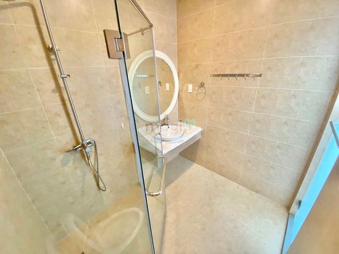 Hình ảnh ✨✨Mb6623 nạp rút nhanh chóng full NT cửa sổ balcony lớn ở Q1 , gần Bitexco chợ Bến Thành