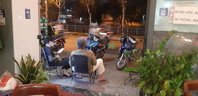 Hình ảnh Sang quán cafe view kênh Nhiêu Lộc Q3