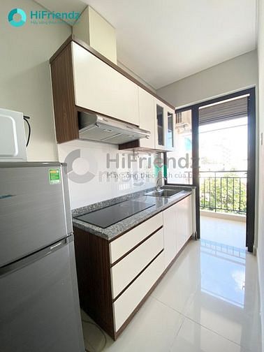 Hình ảnh 2PN Thảo Điền sắp trống. View balcon cửa sổ lớn