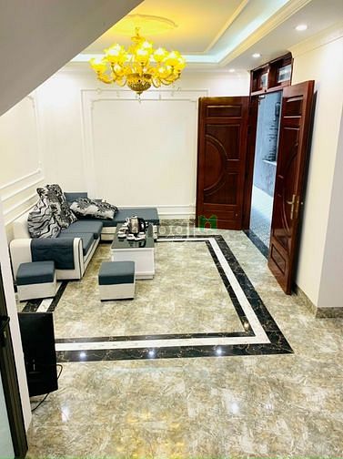 Hình ảnh Bán Nhà 5 Tâng Thạch Bàn - Bát Khối 40m2, Ngõ ô tô qua cổng - 2.99 Tỷ