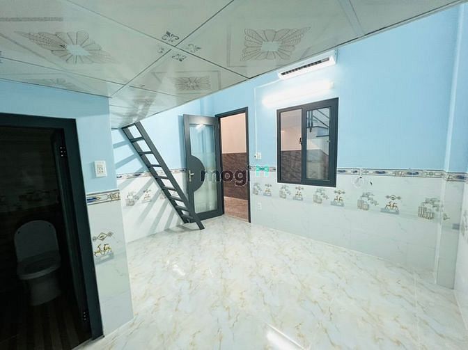 Hình ảnh Phòng gác lửng cộng hòa -20-25m2, giờ giấc tự do được nuôi pet nhỏ