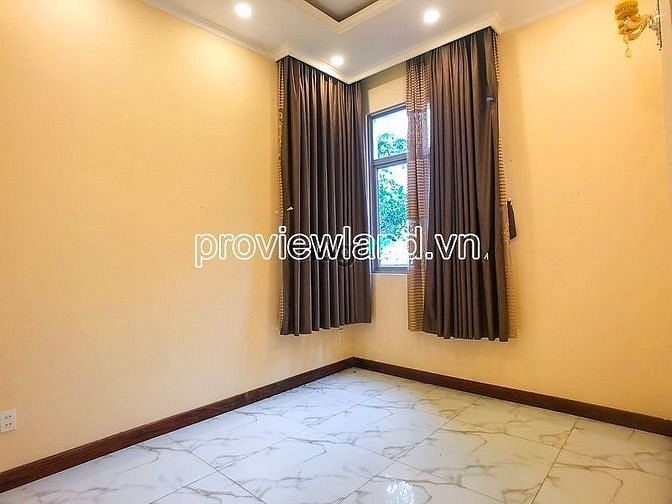 Hình ảnh Biệt thự Riviera Cove cần bán, nội thất cơ bản, 570m2 đất, sần vườn