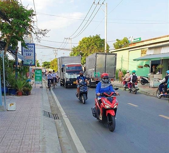 Hình ảnh Đất Mặt tiền đường Nguyễn Thị Thử , gần Công Viên Du Lịch Sinh Thái HM