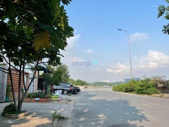 Hình ảnh Chủ tôi cần bán lô đất 5x20m Bưng Ông Thoàn, Phú Hữu, Quận 9, sổ riêng