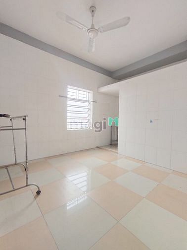 Hình ảnh CHDV cách aeon tân phú chỉ  5p