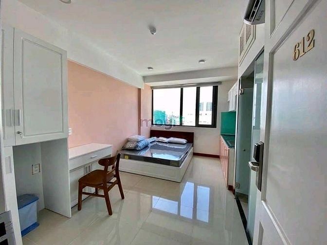 Hình ảnh Studio cửa sổ siêu sáng ngay Lotte Mart Q7 - HiFriendz Hỗ Trợ Cọc