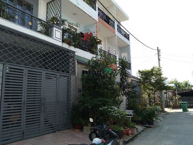 Hình ảnh Bán lô đất 67m2 hẻm 671 Lê Văn Việt, Thủ Đức giá 3 tỷ 8