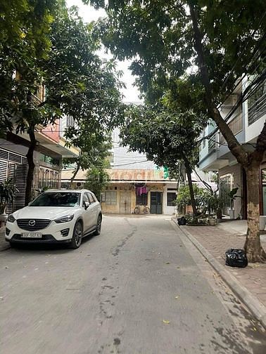Hình ảnh Phân Lô vỉa hè ở cực sướng - cạnh sân GOFL Phúc ĐỒng - 35m2 - full sổ