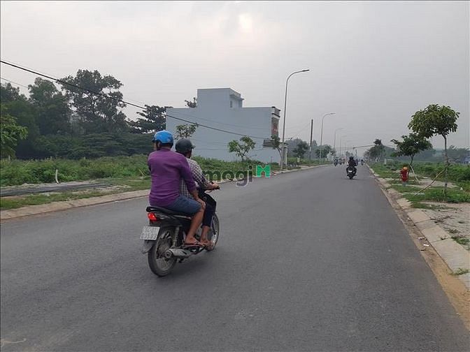 Hình ảnh Bán gấp lô đất đường Trần Văn Giàu xã Phạm Văn Hai, Bình Chánh