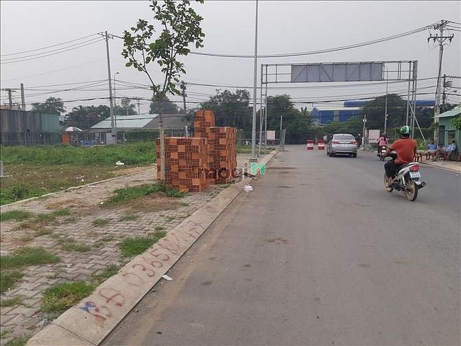 Hình ảnh Bán gấp lô đất đường Trần Văn Giàu xã Phạm Văn Hai, Bình Chánh