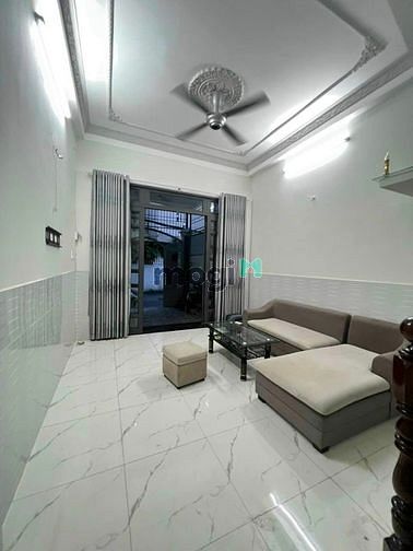 Hình ảnh GIÁ QUÁ HOT Bán Lê Thị Bạch Cát Q11 1tỷ8 66m2 SHR