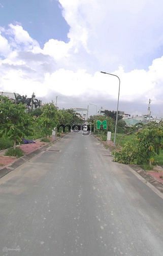 Hình ảnh Chủ ngộp bán gấp đất 75m2 giá 2.2 tỷ mặt tiền Nguyễn Cửu Phú, Bình
