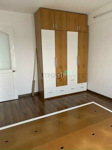 Hình ảnh Miếu nổi p2 bt,thang máy,máy lạnh,1pN,8tr