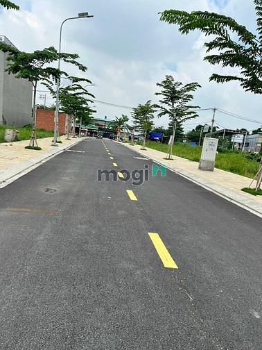 Hình ảnh Bán gấp lô đất đường Liên Phường phước long B quận 9